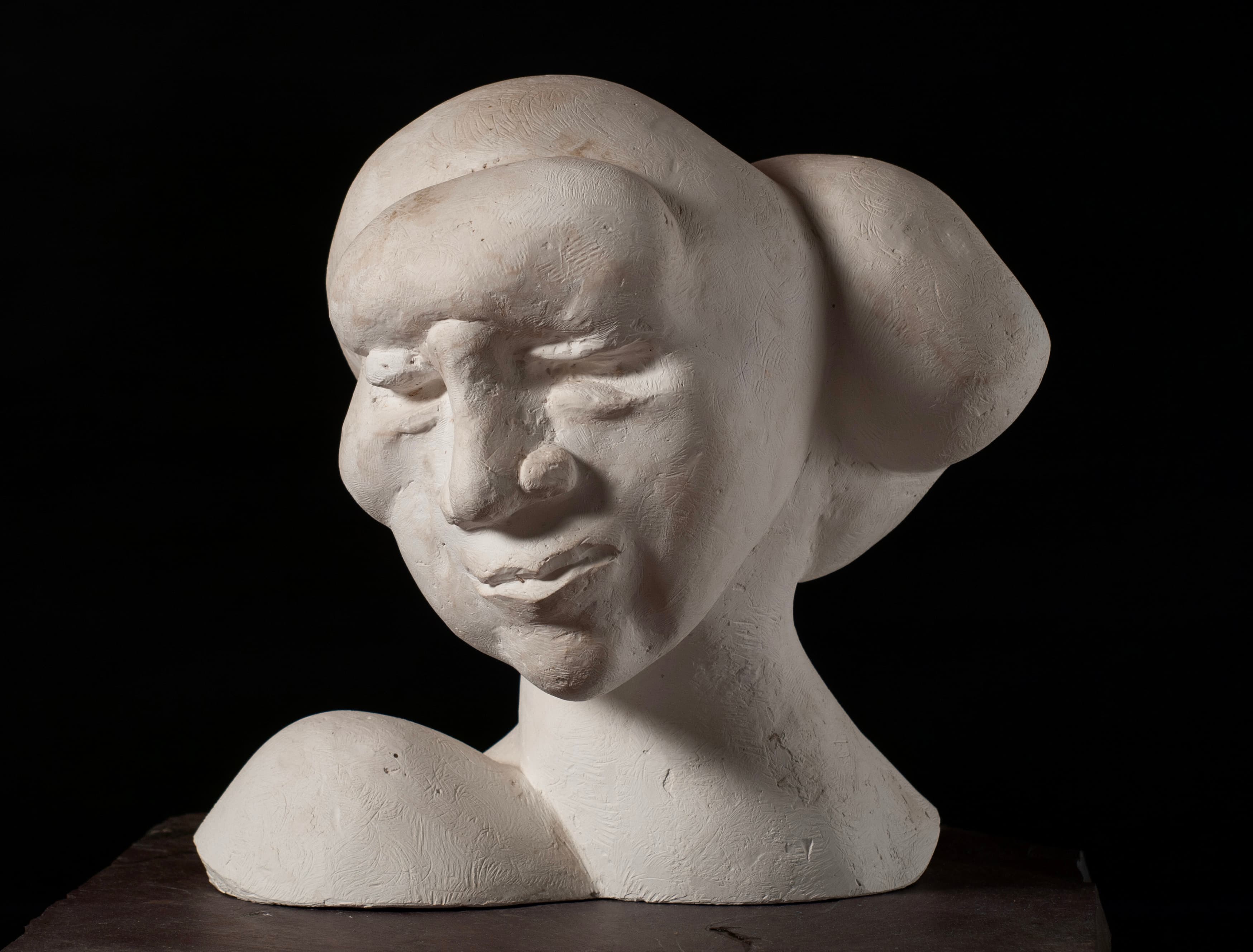 Art with the title "Head with Shoulder".